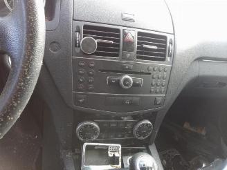 Mercedes C-klasse C (W204), Sedan, 2007 / 2014 2.2 C-200 CDI 16V picture 11