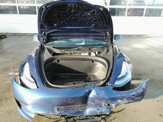 Tesla Model 3 Model 3, Sedan, 2017 Long Range AWD 75 kWh picture 11