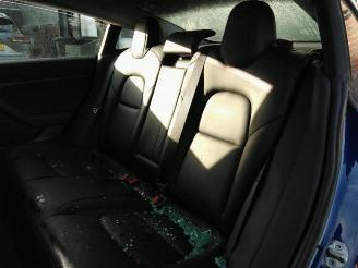 Tesla Model 3 Model 3, Sedan, 2017 Long Range AWD 75 kWh picture 14