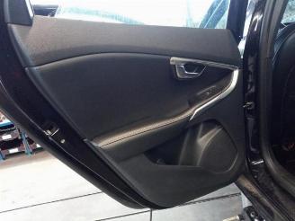 Volvo V-40 V40 (MV), Hatchback 5-drs, 2012 / 2019 2.0 D2 16V picture 32