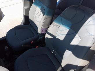 Chevrolet Spark Spark (M300), Hatchback, 2010 1.2 16V picture 17