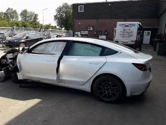 Tesla Model 3 Model 3, Sedan, 2017 Long Range AWD 75 kWh picture 4