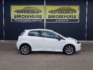 Fiat Punto Evo 0.9 TwinAir Young picture 4