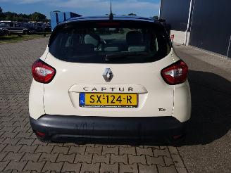 Renault Captur 0.9 TCe Expression picture 5