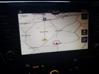 Skoda Superb Combi 1.4 TSI ACT Ambition Business picture 31