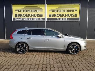 Volvo V-60 2.4 D6 AWD Plug-In Hybrid Pure Limited picture 4