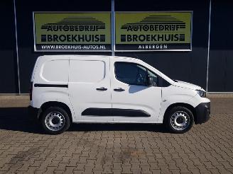 Peugeot Partner 1.5 BlueHDI Premium picture 4