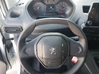 Peugeot Partner 1.5 BlueHDI Premium picture 20