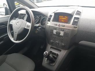 Opel Zafira 1.6 Temptation picture 17