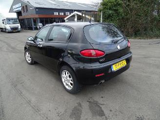 Alfa Romeo 147 1.9 JTD picture 2