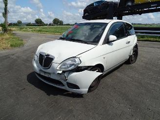 Lancia Ypsilon 1.2 picture 3
