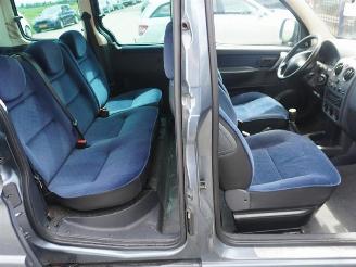 Peugeot Partner 1.6 HDi picture 11