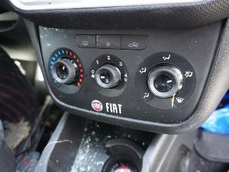 Fiat Punto 0.9 TwinAir picture 6