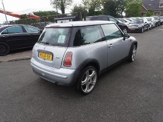 Mini One 1.6 16v picture 1