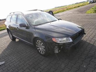 Volvo V-70 T4 picture 4