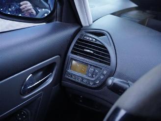 Citroën C4-picasso 1.8 16v picture 7
