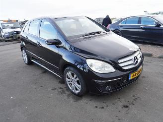Mercedes B-klasse 200 CDi picture 4