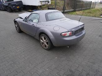 Mazda MX-5 2.0 16v picture 2
