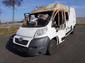 Peugeot Boxer 2.2 HDi picture 3