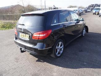 Mercedes B-klasse 180 picture 1