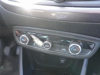 Opel Crossland X 1.2 Turbo picture 6