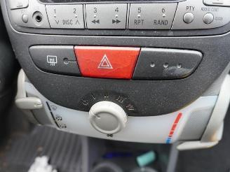 Toyota Aygo 1.0 12v picture 6