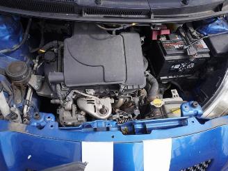 Toyota Yaris 1.0 12v picture 8