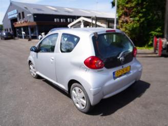 Toyota Aygo 1.0 12v picture 2