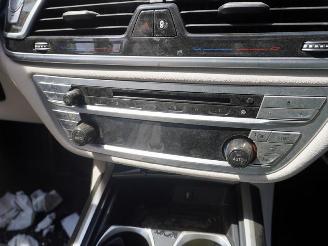 BMW 7-serie 740D picture 6