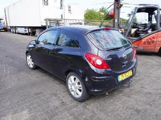 Opel Corsa 1.2 picture 2