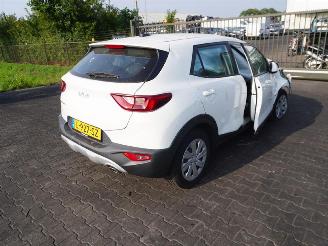 Coche siniestrado Kia Stonic 1.0i T-GDi 12V Eco-Dynamics+ 2021/7