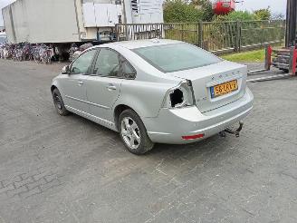 Volvo S-40 2.0 16v picture 2