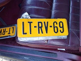 Lincoln Town Car 4.9 picture 10