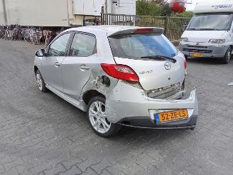 Mazda 2 1.5 16v picture 2