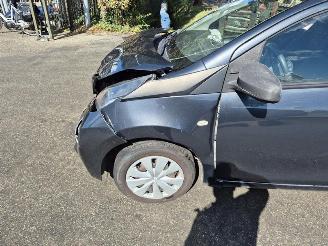 Toyota Aygo 1.0 12V VVT-i picture 6