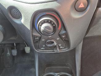 Toyota Aygo 1.0 12V VVT-i picture 9