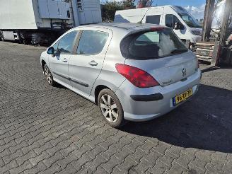 Peugeot 308 1.6 VTI 16V (EP6(5FW)) picture 2