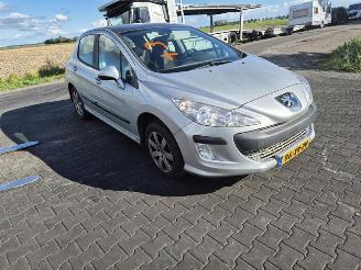 Peugeot 308 1.6 VTI 16V (EP6(5FW)) picture 4