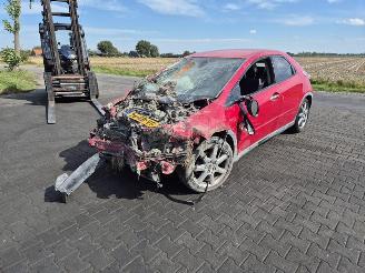 Honda Civic 1.8i VTEC 16V picture 3