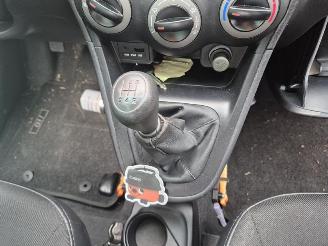 Hyundai I-10 1.1i 12V (G4HG5) picture 7