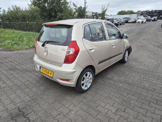 skadebil auto Hyundai I-10 1.1i 12V (G4HG5) 2011/3