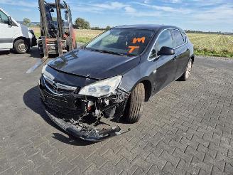 Opel Astra 1.6 16V (A16XER(Euro 5)) picture 3