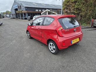 Kia Picanto 1.0 12V picture 2