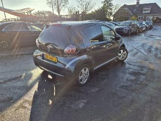 Vrakbiler auto Toyota Aygo 1.0 12v 2010/4