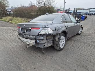 damaged passenger cars BMW 7-serie 730D 2003/1