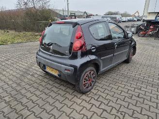 Vrakbiler auto Peugeot 107 1.0 12v 2014/4