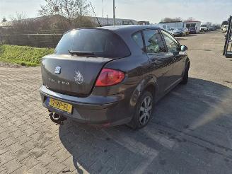 Uttjänta bilar auto Seat Toledo 1.6 2005/6