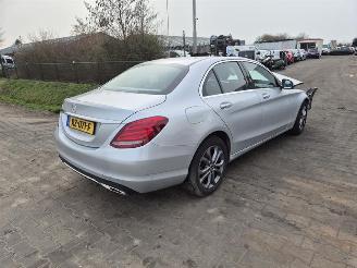 Vrakbiler auto Mercedes C-klasse 180 2018/2