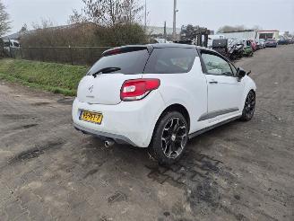 Vrakbiler auto Citroën DS3 1.6 VTi 2011/1