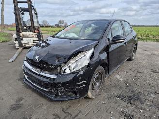 Peugeot 208 1.2 12v picture 3